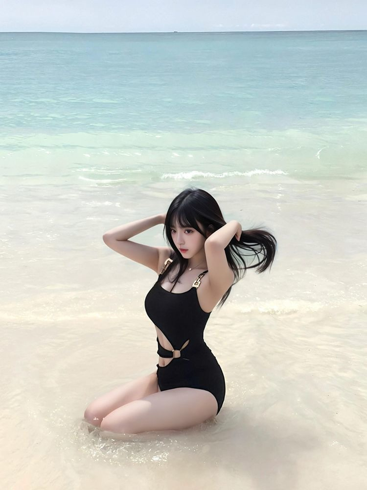 Spa & Wellness Hotel Fitak * * * * - Maillot de bain monokini sexy à